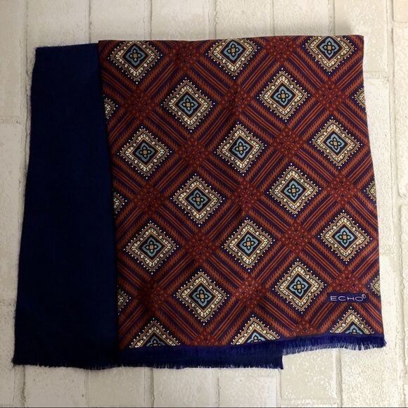 ECHO Mixed Media Winter Scarf - Picture 3 of 3